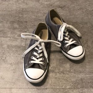 ✨3/$20✨ Converse Shoes